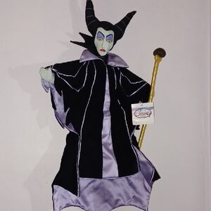 Disney Maleficent  Evil Queen Nwt